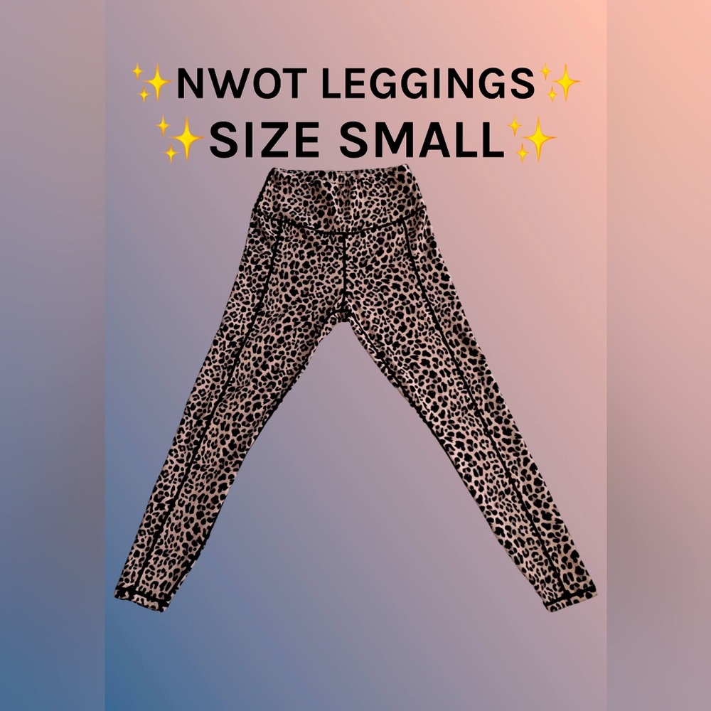 ✨NWOT SIZE SMALL CHEETAH PRINT LEGGINGS✨